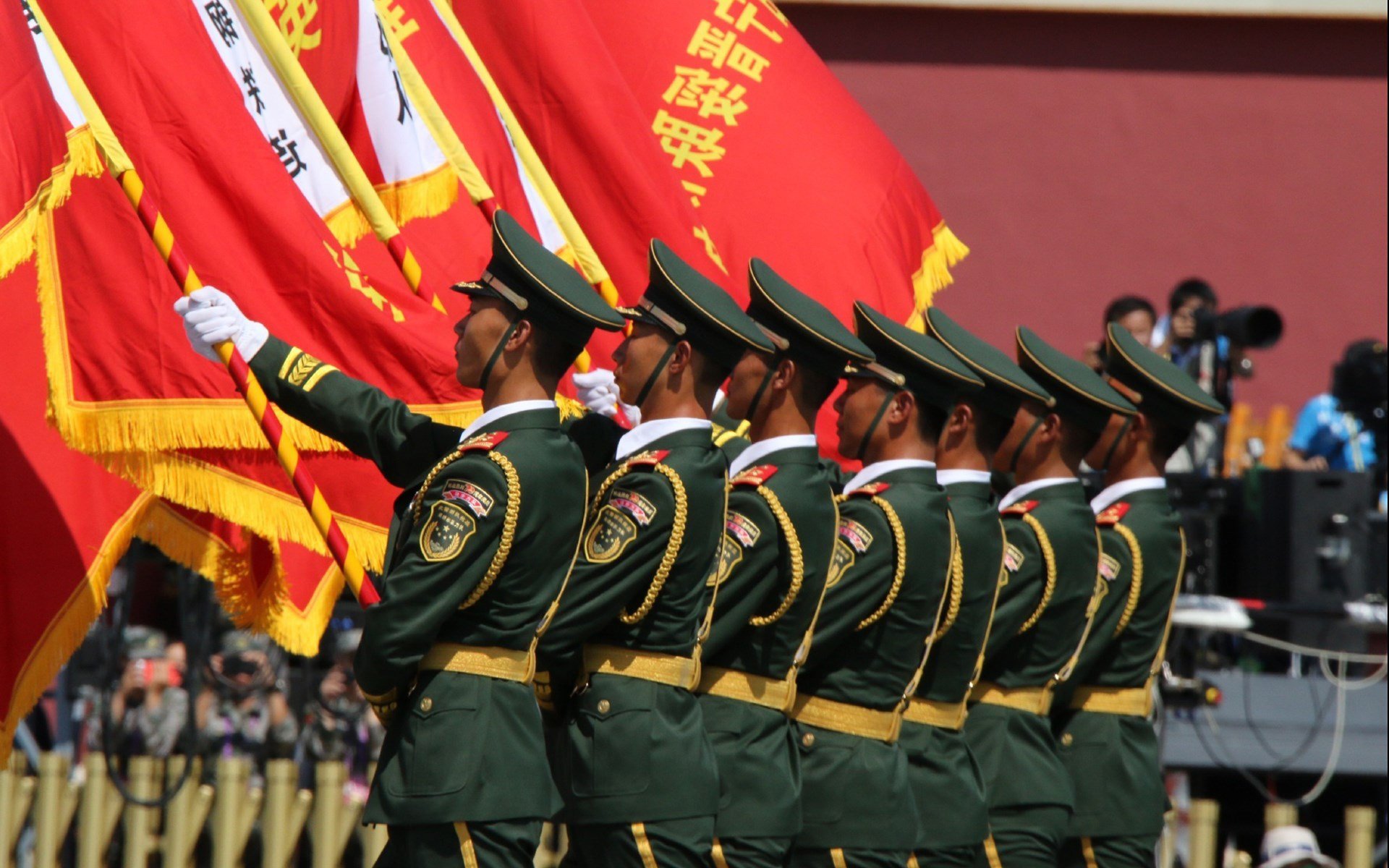 赛后数据分析：切尔西射门效率更高，切尔西一场比赛报废两门将