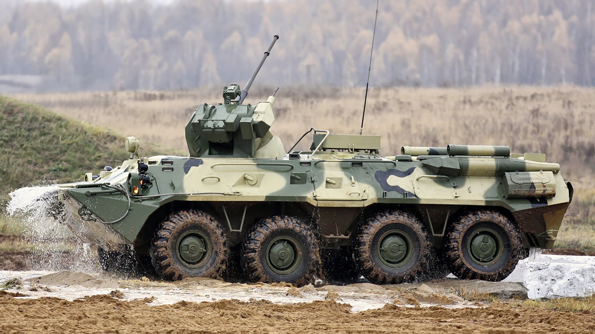 开云官方网站-米兰双雄迎来关键战役，奋力争夺意甲头把交椅