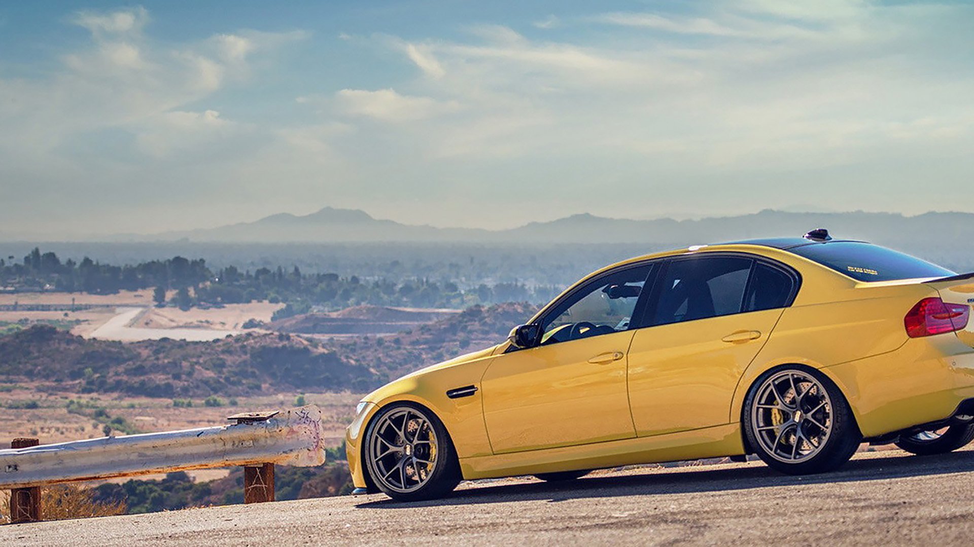 开云网页版-英超积分榜激烈碰撞，争冠悬念持续升温