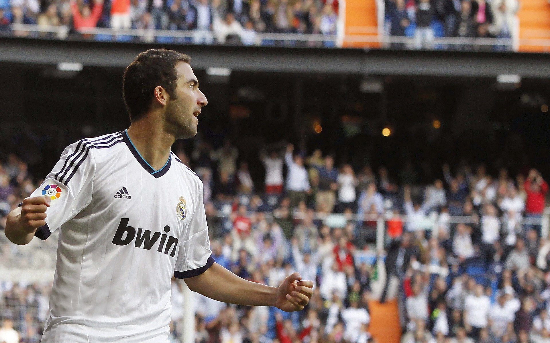 《《英雄联盟》新赛季战令系统全新上线》，英雄联盟战令多久更新一次