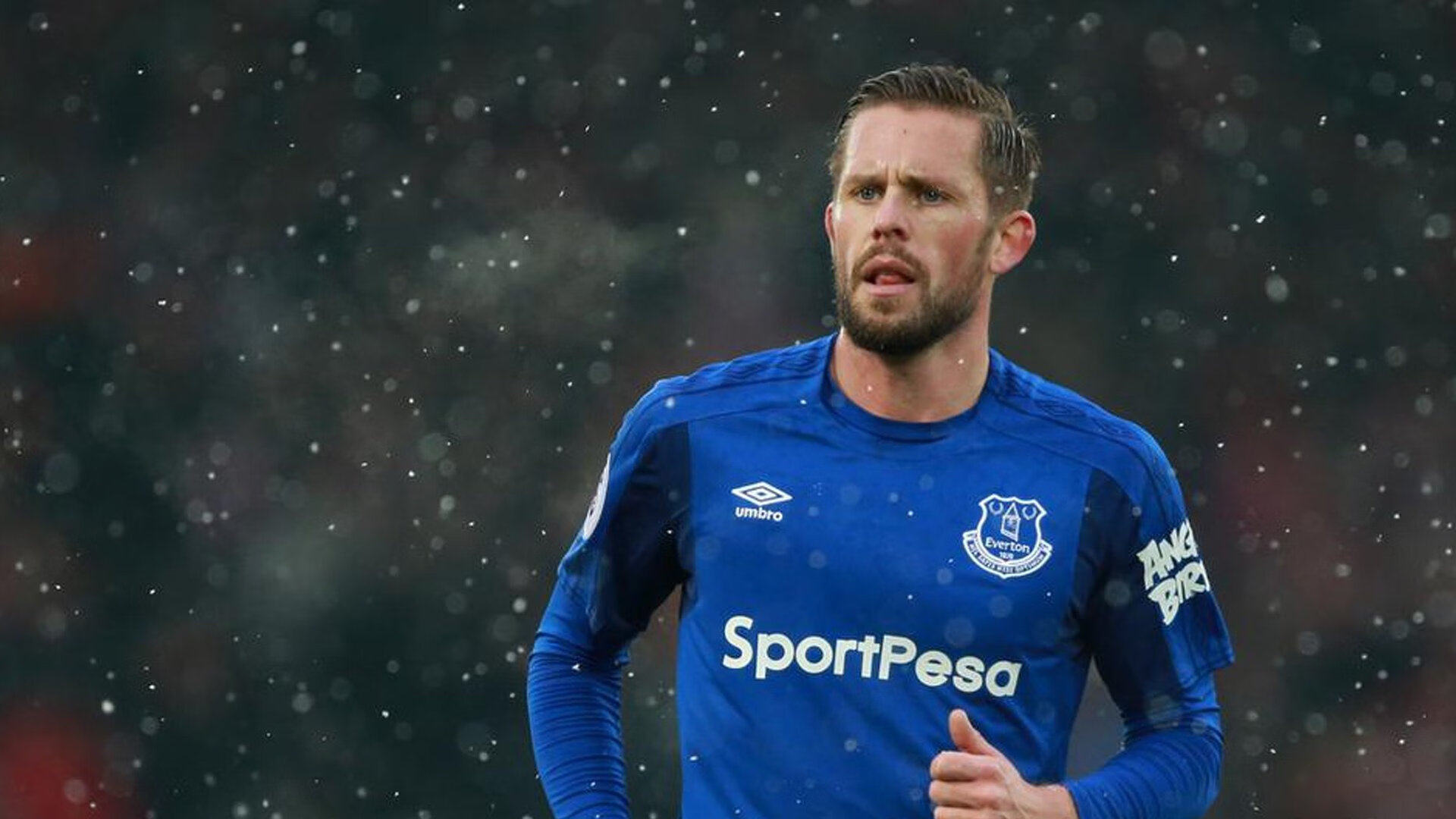 纽卡斯尔联中锋爆发，赢得多场关键战，纽卡斯尔联中锋爆发,赢得多场关键战绩